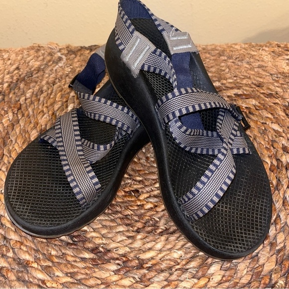 Chaco Z/1 Men Size 10 Blue Stripe Hiking Sport Sandals EUC!